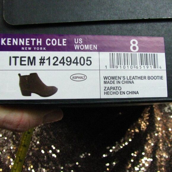 NIB Kenneth Cole suede ankle boots 8 - Picture 10 of 10